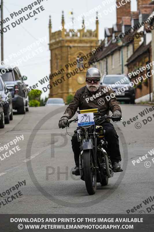 Vintage motorcycle club;eventdigitalimages;no limits trackdays;peter wileman photography;vintage motocycles;vmcc banbury run photographs